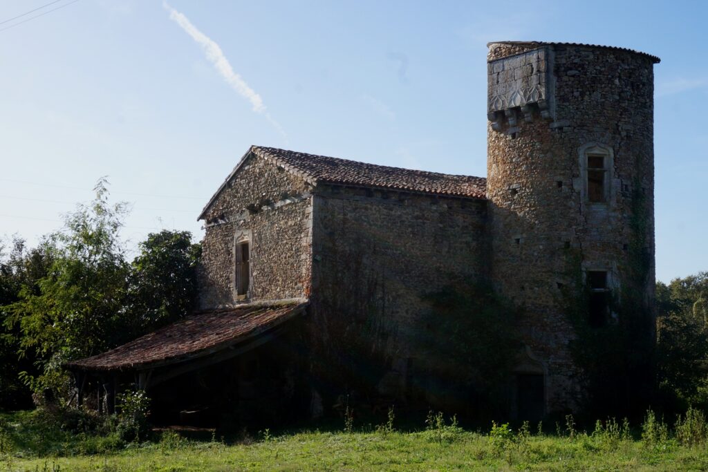 Le château de Chamousseau avant les travaux de restauration