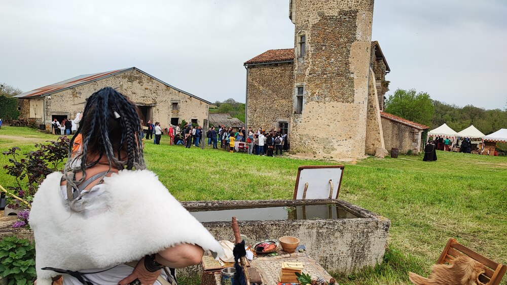 Fête médiévale 2024 : Céorine, la cartomancienne